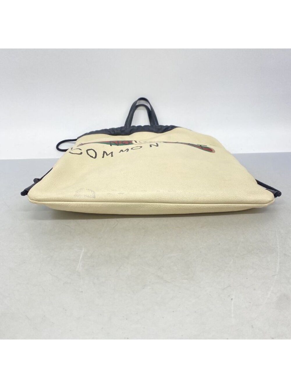 Gucci Backpack Drawstring Leather Ivory - Picture 3 of 11